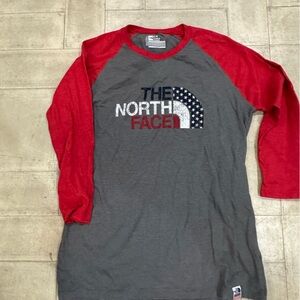 EUC Women’s NorthFace Medium 3/4 Sleeve Shirt